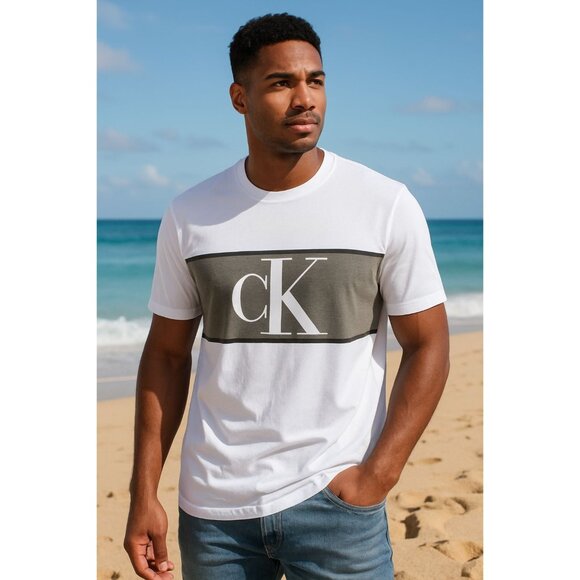 Calvin Klein Men’s White Logo T-Shirt M NWT Classic Fit Cotton Tee New - Picture 1 of 6
